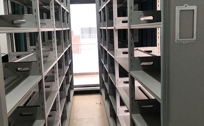 檢查密集架排列位置是否合理 檢查密集架排列位置是否合理